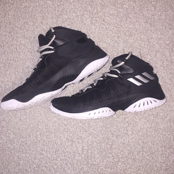 adidas basketball shoes size 6